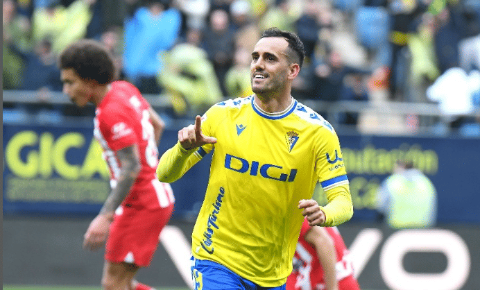 Juanmi (instagram.com/cadizclubdefutbol)