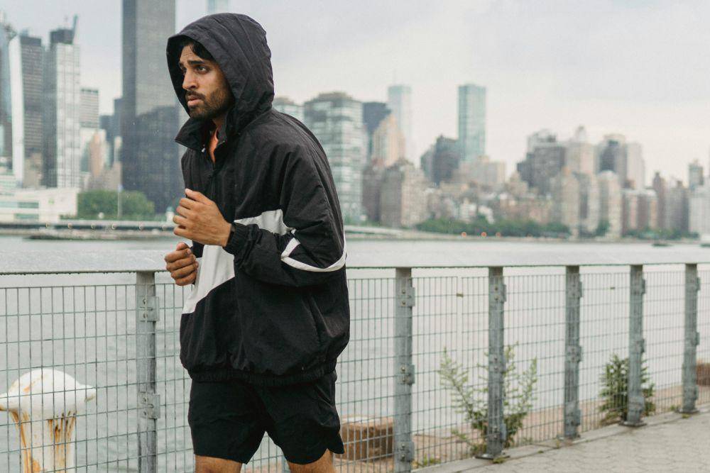 ilustrasi jogging (pexels.com/Ketut Subiyanto)