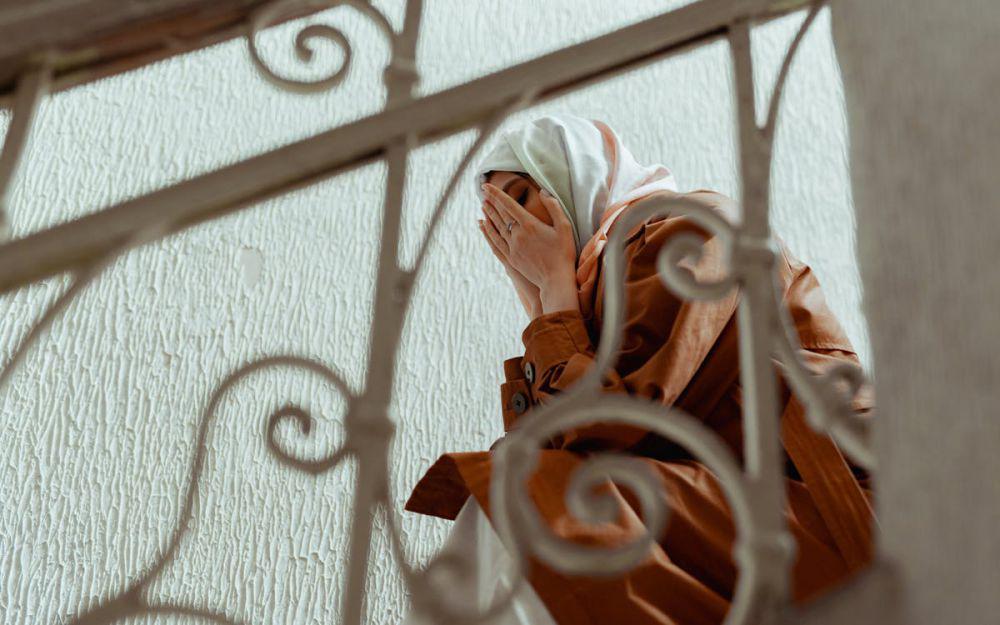 3 Ayat Al-Qur'an yang Menenangkan Hati dalam Situasi Sulit