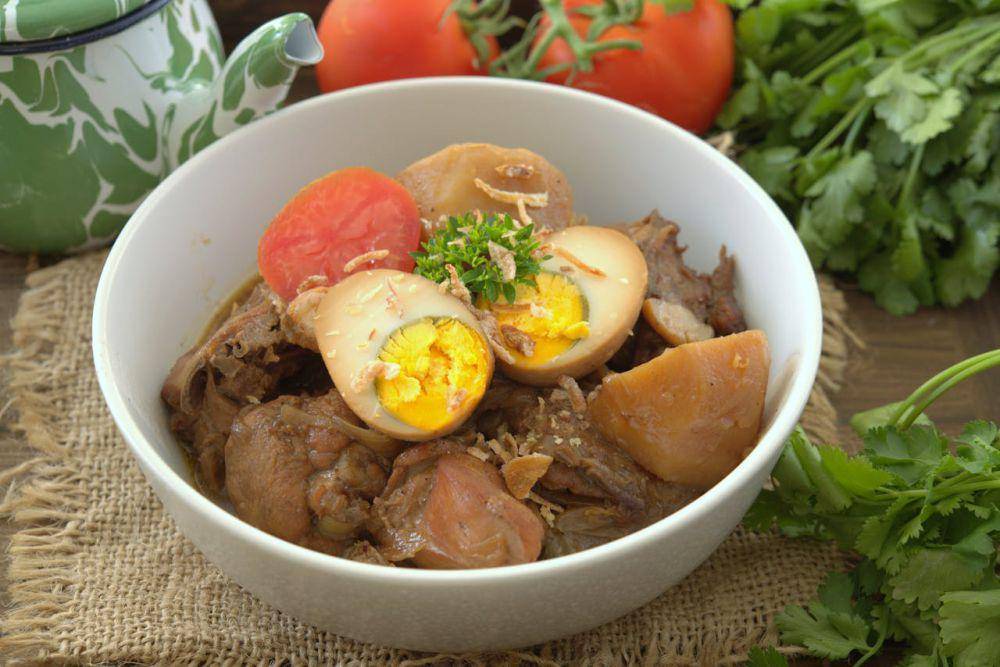 ilustrasi rendang telur (pexels.com/Nonik Yench)