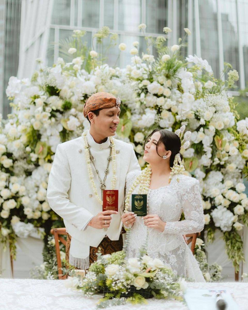artis perdana Ramadan sebagai suami istri (instagram.com/nessiejudge)