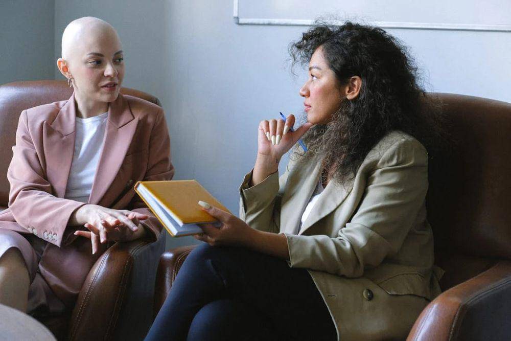 ilustrasi kecerdasan emosional (pexels.com/Anna Shvets)