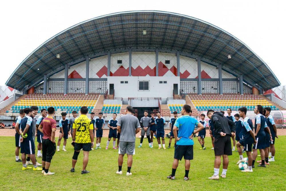 (Para punggawa Persimuba saat berlatih di stadion Serasan Sekate) IDN Times/istimewa