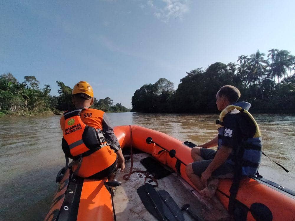 Kejang Saat Mandi di Sungai, Pria di Muratara Hanyut di Sungai Rupit