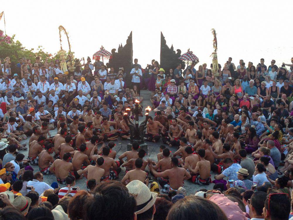 Pertunjukkan Tari Kecak di Pura Luhur Uluwatu (Dok.Pribadi/Natalia Indah)