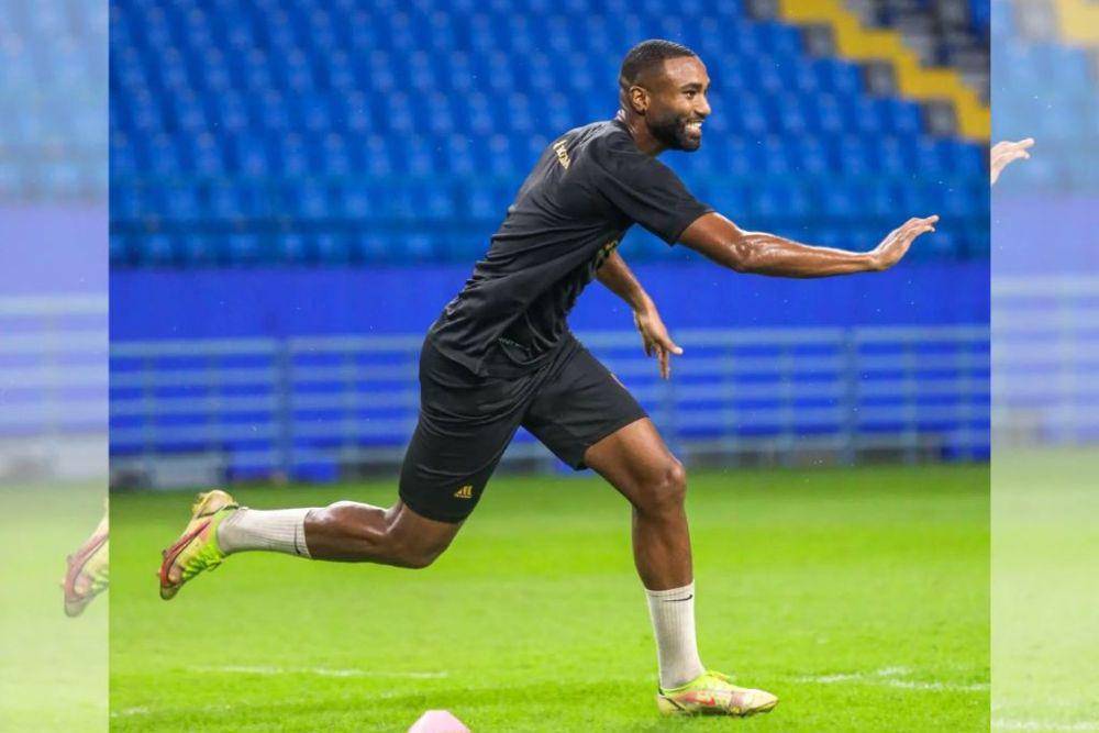 Bek PSM Makassar, Yuran Fernandes, dalam sesi official traning pada 23 Februari 2024. (Instagram.com/psm_makassar)