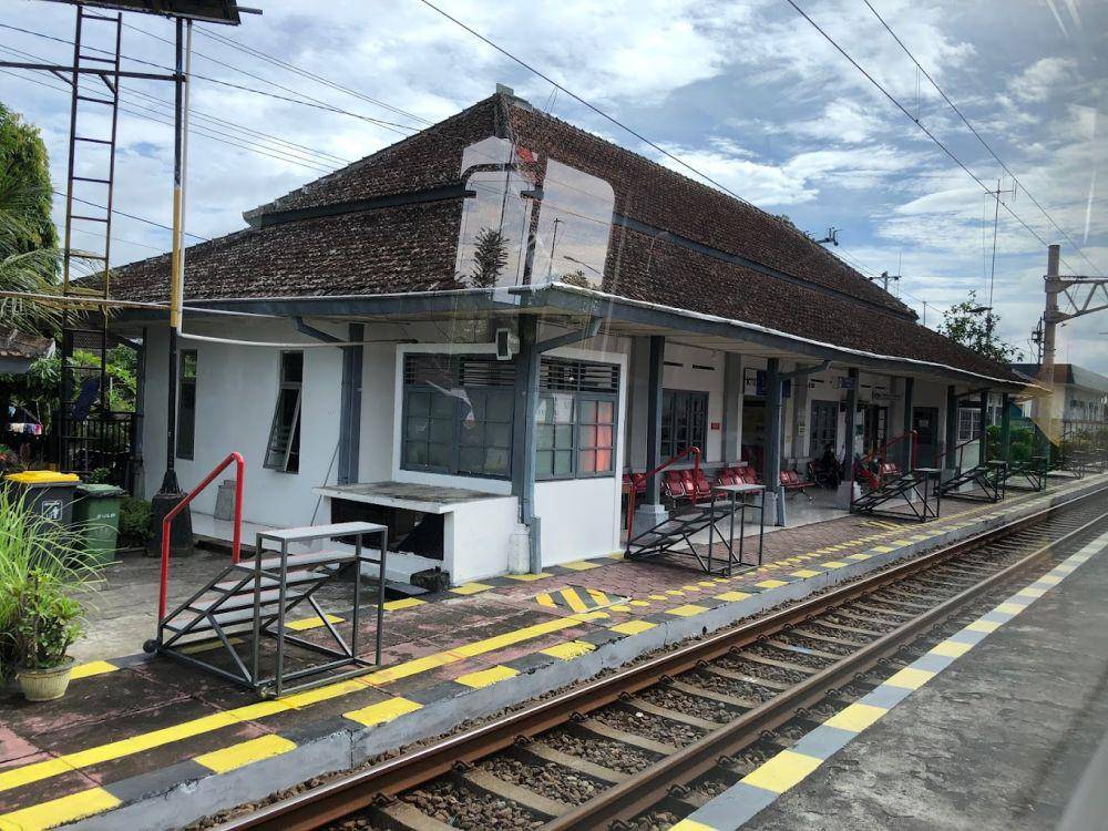 Stasiun Srowot (GoogleReview/adiputra fauzi)