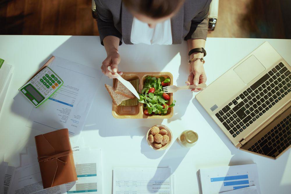 Frugal Living Jadi Tim Bawa Bekal ke Kantor, Coba 4 Menu Sehat Ini
