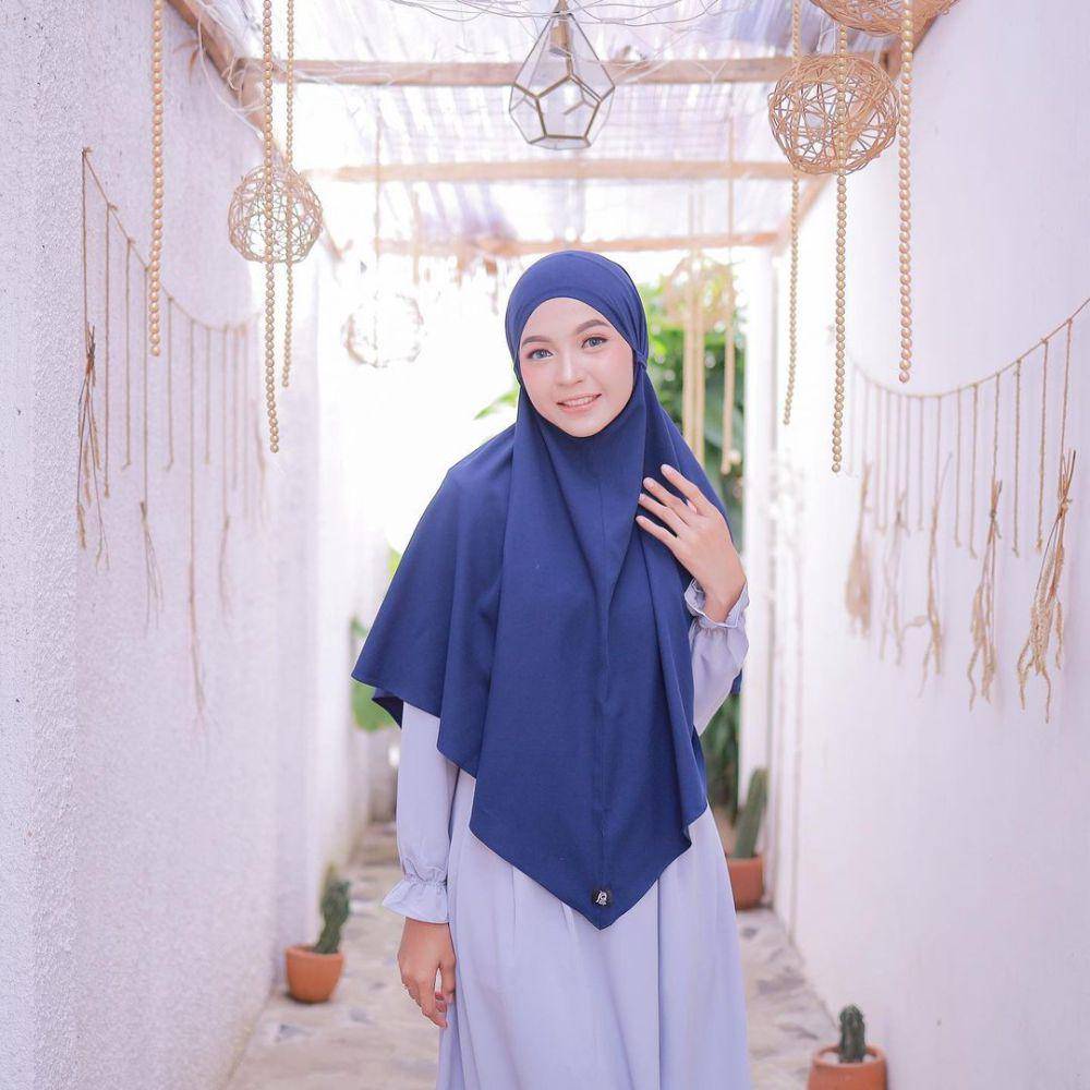 Rekomendasi brand hijab lokal berkualitas (instagram.com/official.jilbabafra)