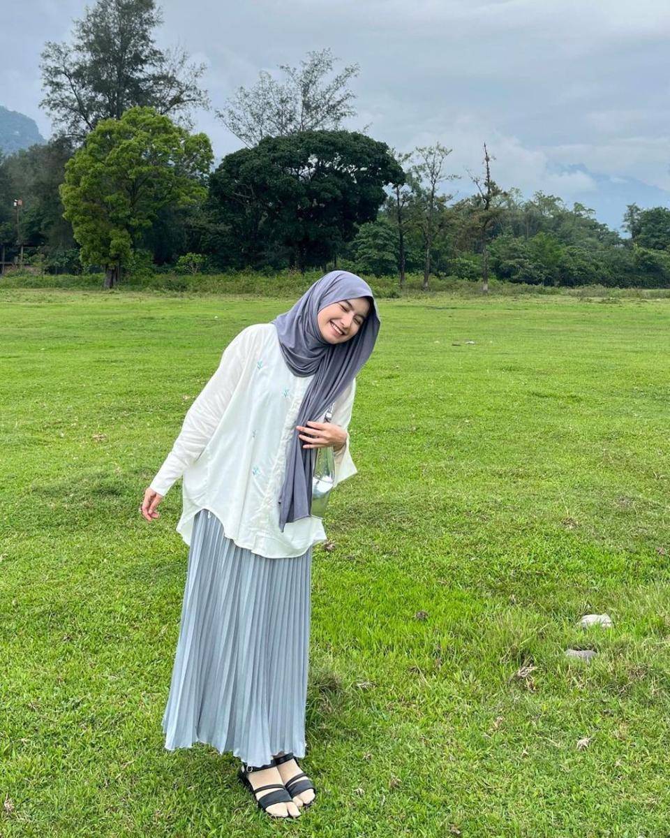 inspirasi OOTD ala Zakila Angel (instagram.com/bbyjiangel_)
