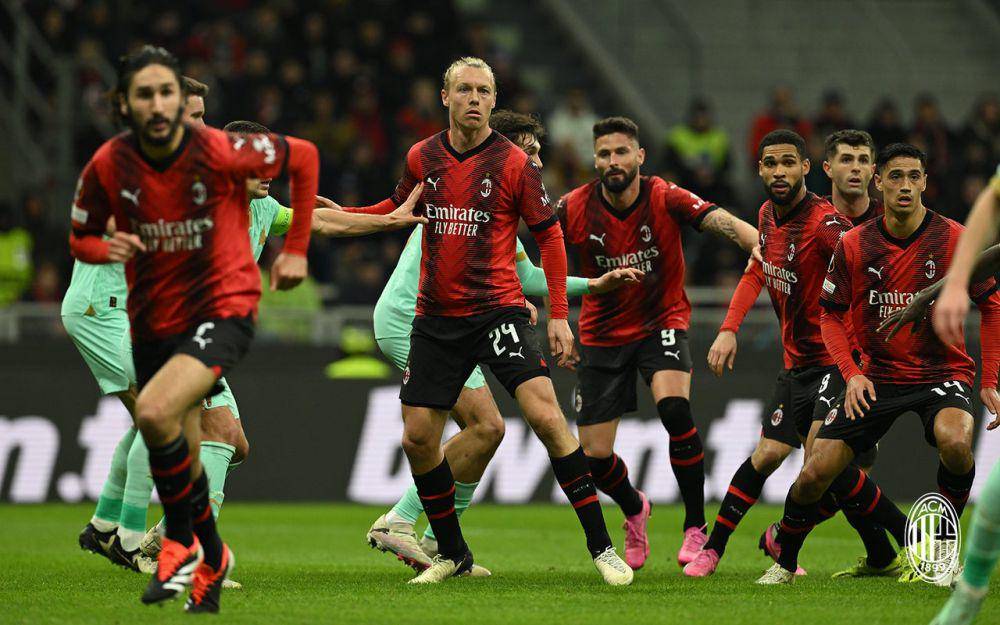 AC Milan dalam laga menghadapi Slavia Praha pada leg pertama babak 16 besar Liga Europa 2023/2024. (acmilan.com)