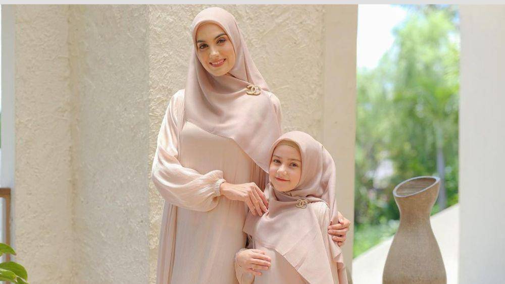 ilustrasi koleksi raya Gavin Fashion Store Solo. (instagram.com/gavinmuslimcollection)