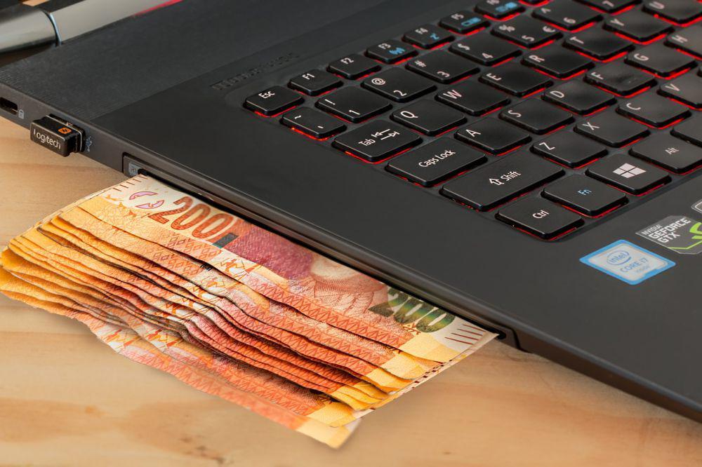 OJK Minta Perbankan Ikut Bantu Berantas Judi Online