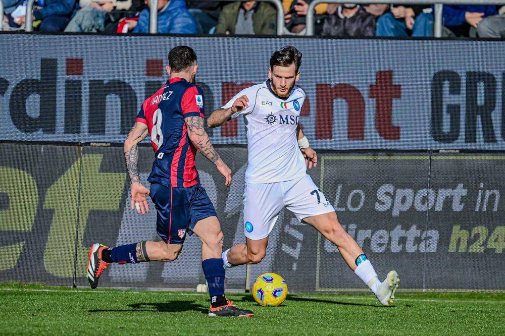 Napoli melawan Cagliari Calcio di Serie A 2023/2024. (legaseriea.it)