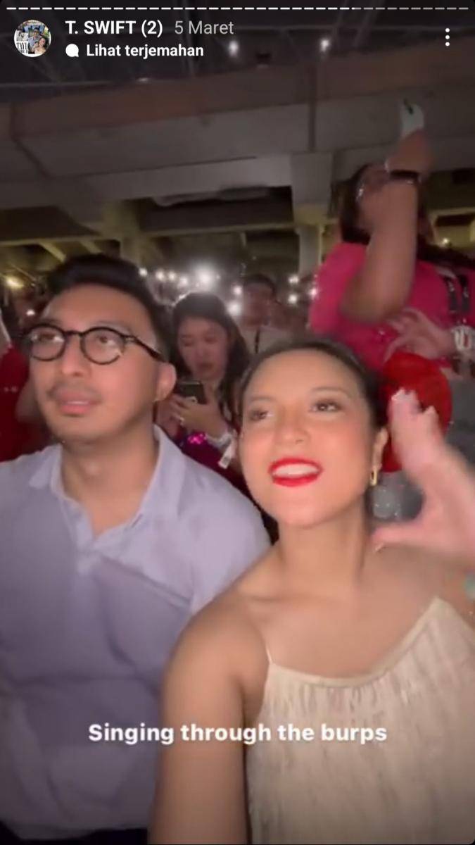 potret Marsha Aruan nonton Taylor Swift (instagram.com/tommydatomtom)