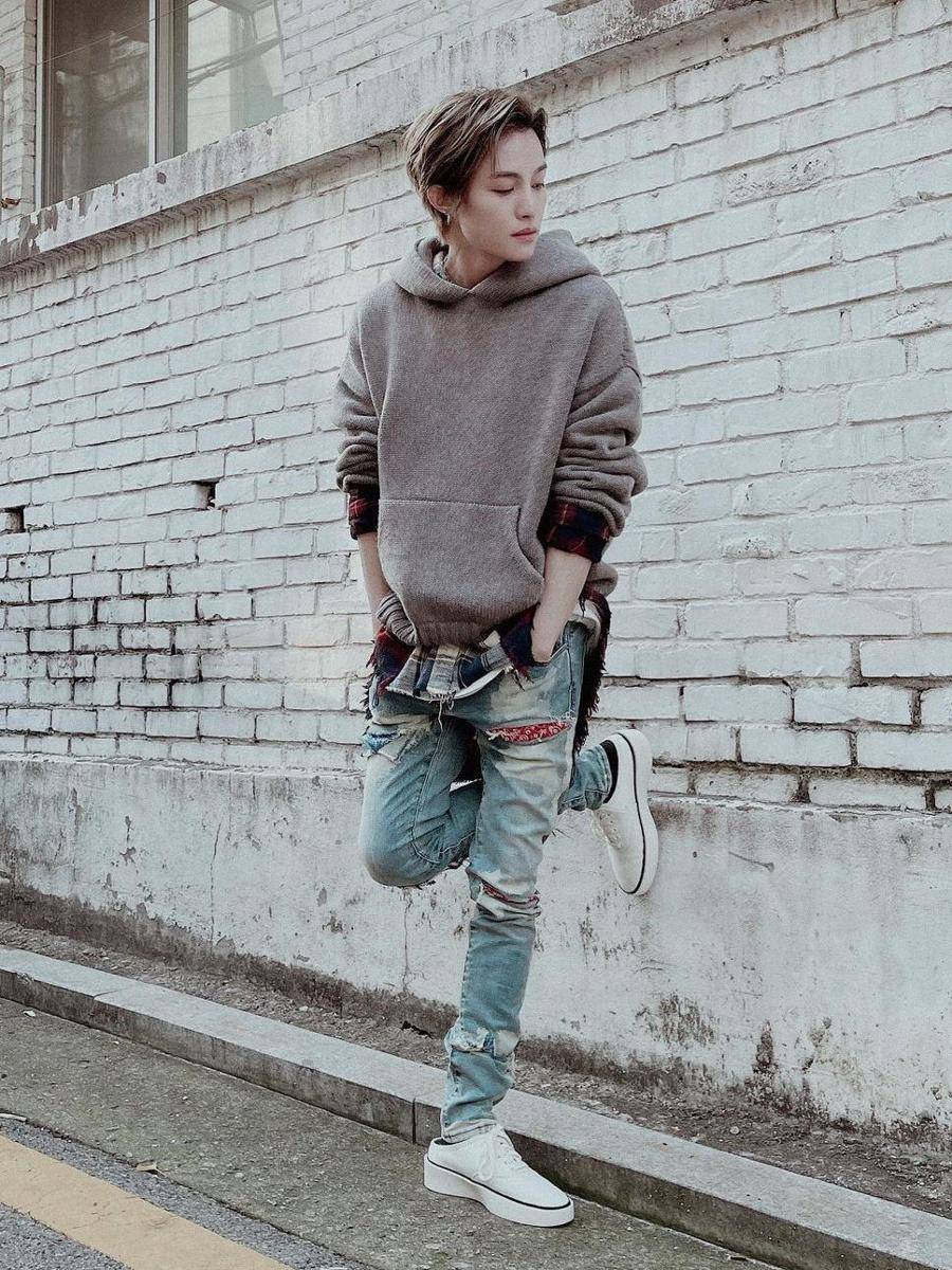potret Yangyang WayV (instagram.com/yangyang_x2)