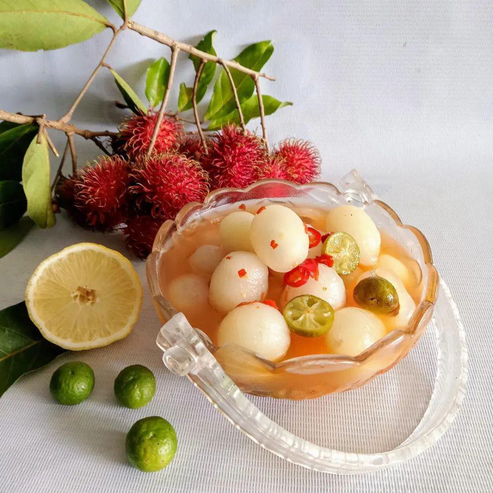 Resep Asinan Rambutan Binjai, Manis Pedas yang Menyegarkan!