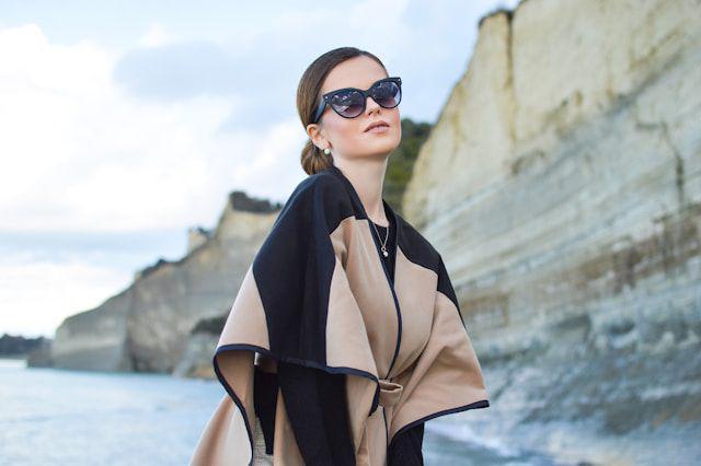 7 Langkah Ubah Isi Lemari ala Old Money Style, Mulai Perhatikan Bahan!