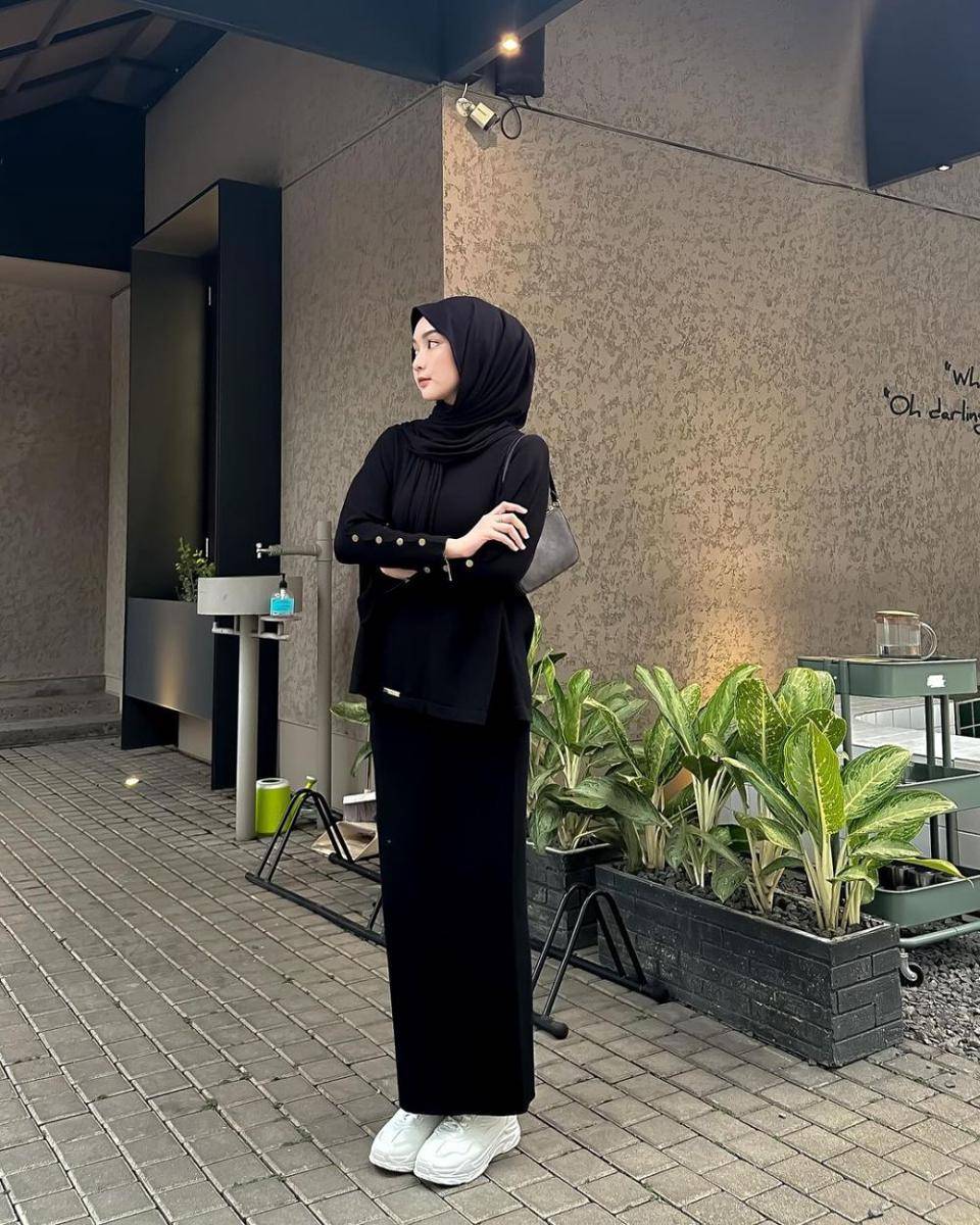 inspirasi OOTD ala Nabilah (instagram.com/nabilahcil)