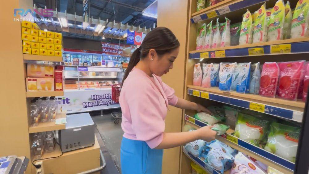 Nagita belanja di supermarket (youtube.com/ransentertainment)