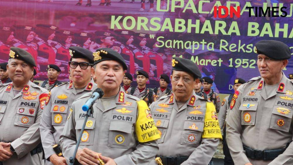 Kabaharkam Polri, Komjen Mohammad Fadil Imran memberikan keterangan usai mengikuti peringatan HUT Korps Samapta Bhayangkara Polri ke-72. (IDNTimes/Dicky)
