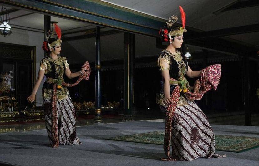 Ramalan Primbon Jawa 3 Mei 2026: Strategi Rezeki Weton Minggu Kliwon