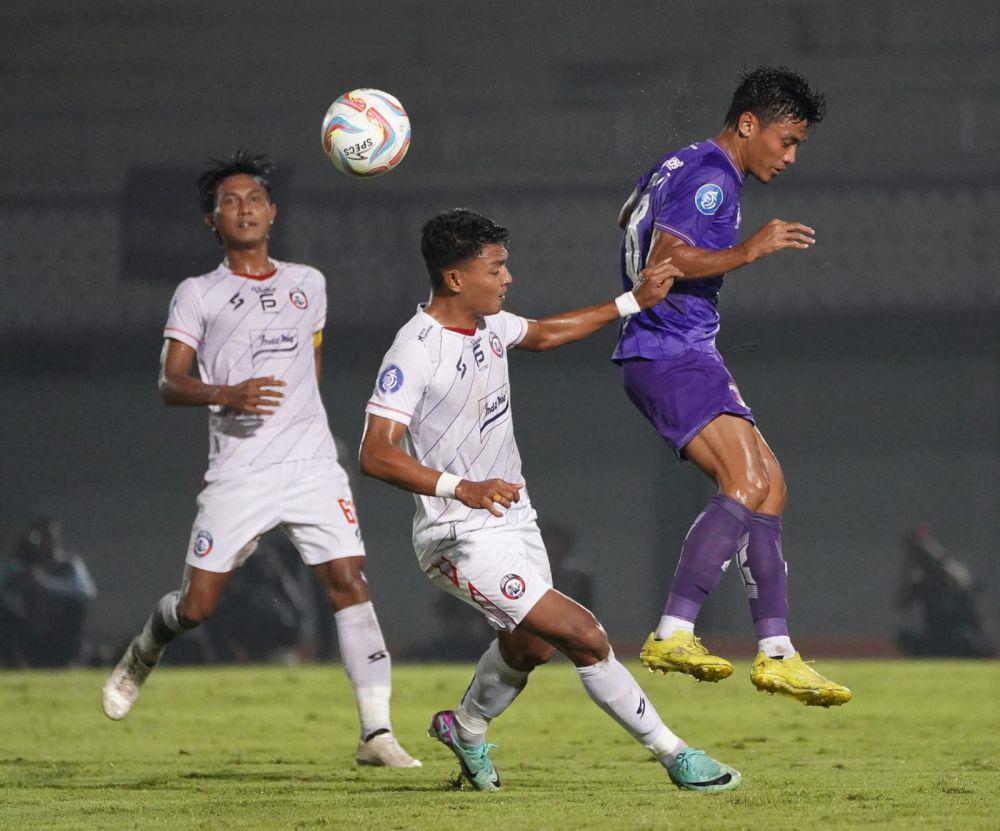 Pelatih Arema FC Sedih Singo Edan Kembali ke Zona Merah