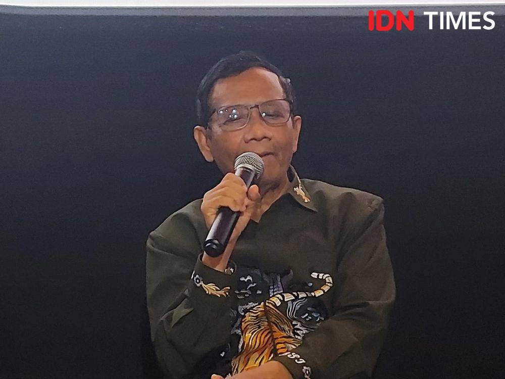 Calon wakil presiden nomor urut tiga, Mahfud MD di acara diskusi pemutaran film Eksil. (IDN Times/Santi Dewi)