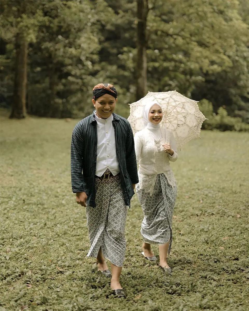 8 Ide Spot Foto Prewedding Adat Jawa di Jogja