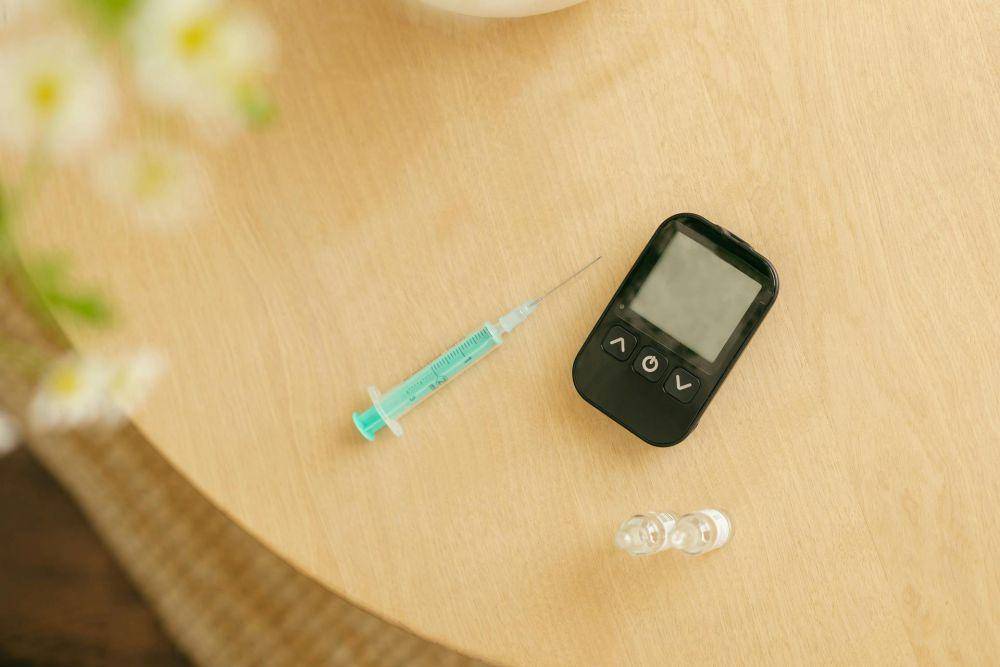 ilustrasi insulin (pexels.com/ Mikhail Nilov)