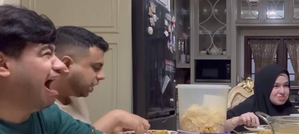 potret keisengan Fadil Jaidi saat sahur Ramadan hari pertama (youtube.com/fadiljaidi7416)