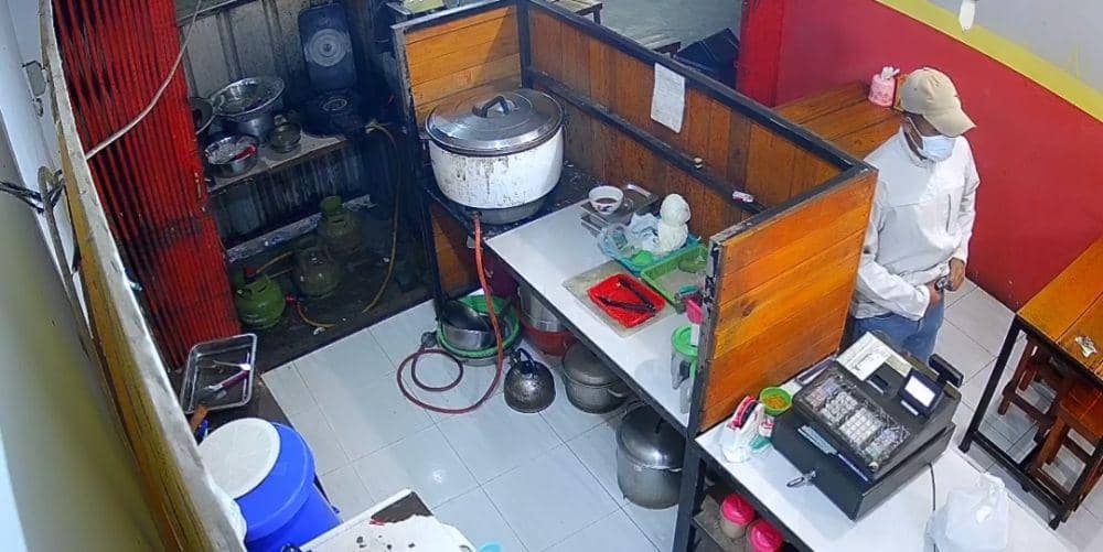Polda Sumsel Bantu Kejar Pelaku Bersenpi Rampok Apotek dan Restoran