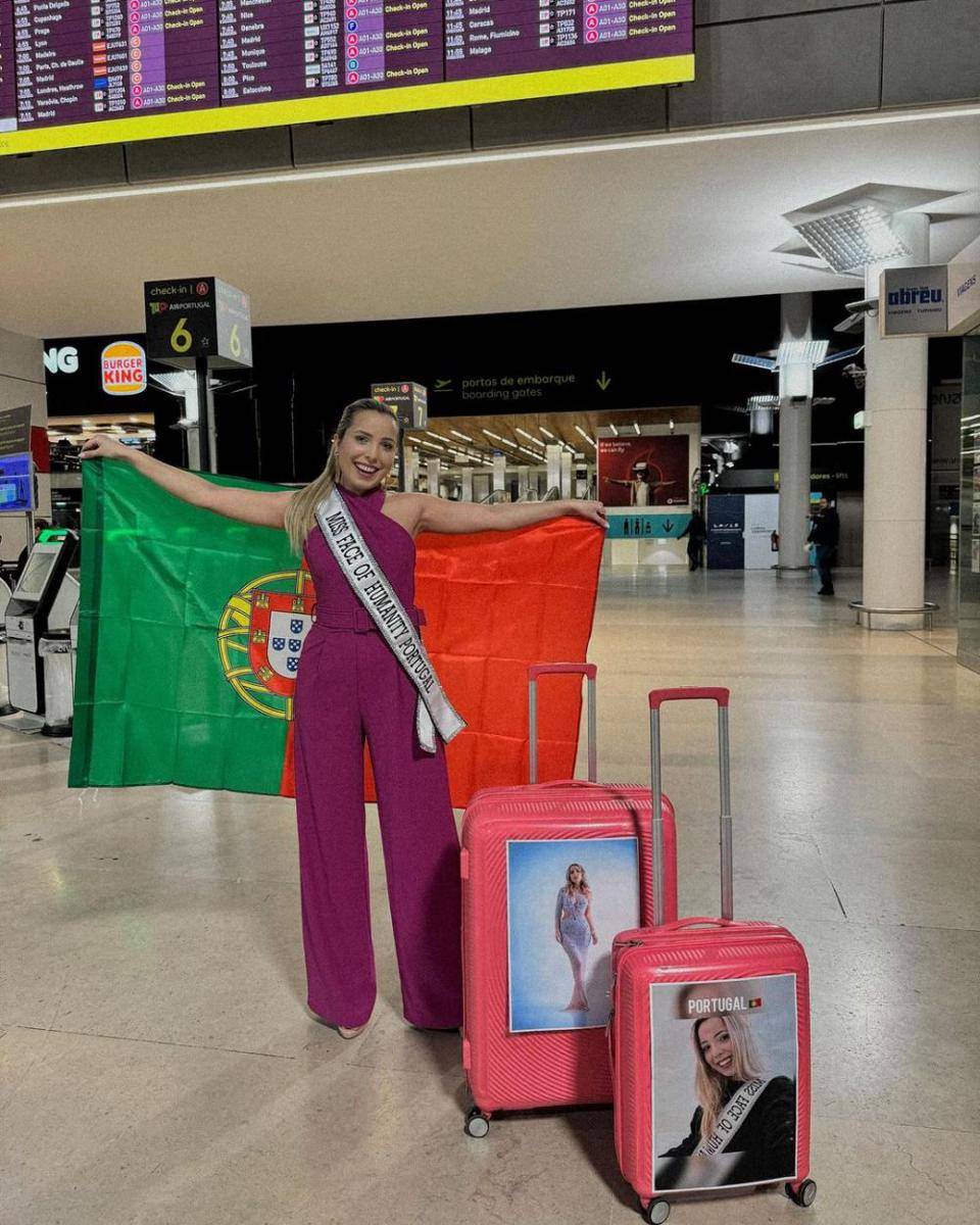 Potret Keberangkatan Finalis Miss Face of Humanity 2024 ke Meksiko (Instagram.com/carolinabrito02)