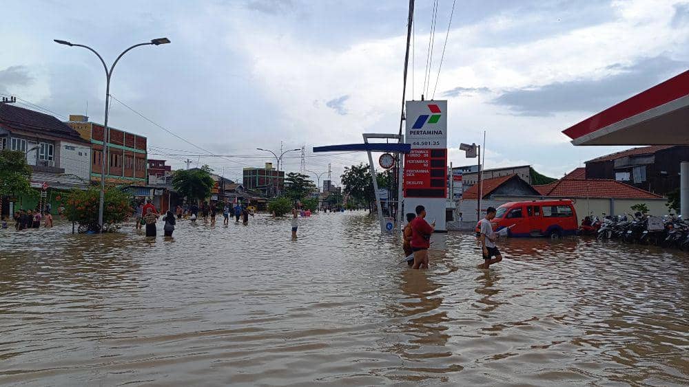 8 SPBU di Semarang Tutup Akibat Banjir, Supply BBM ke Pati Tersendat