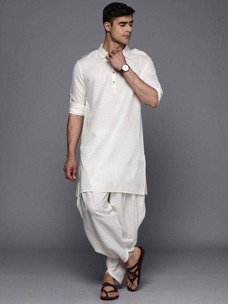 Outfit tarawih pria dengan baju kurta (pinterest.com)