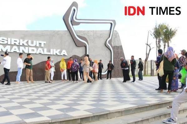 Mendukung Kesadaran Lingkungan, Earth Hour 2024 di Mandalika