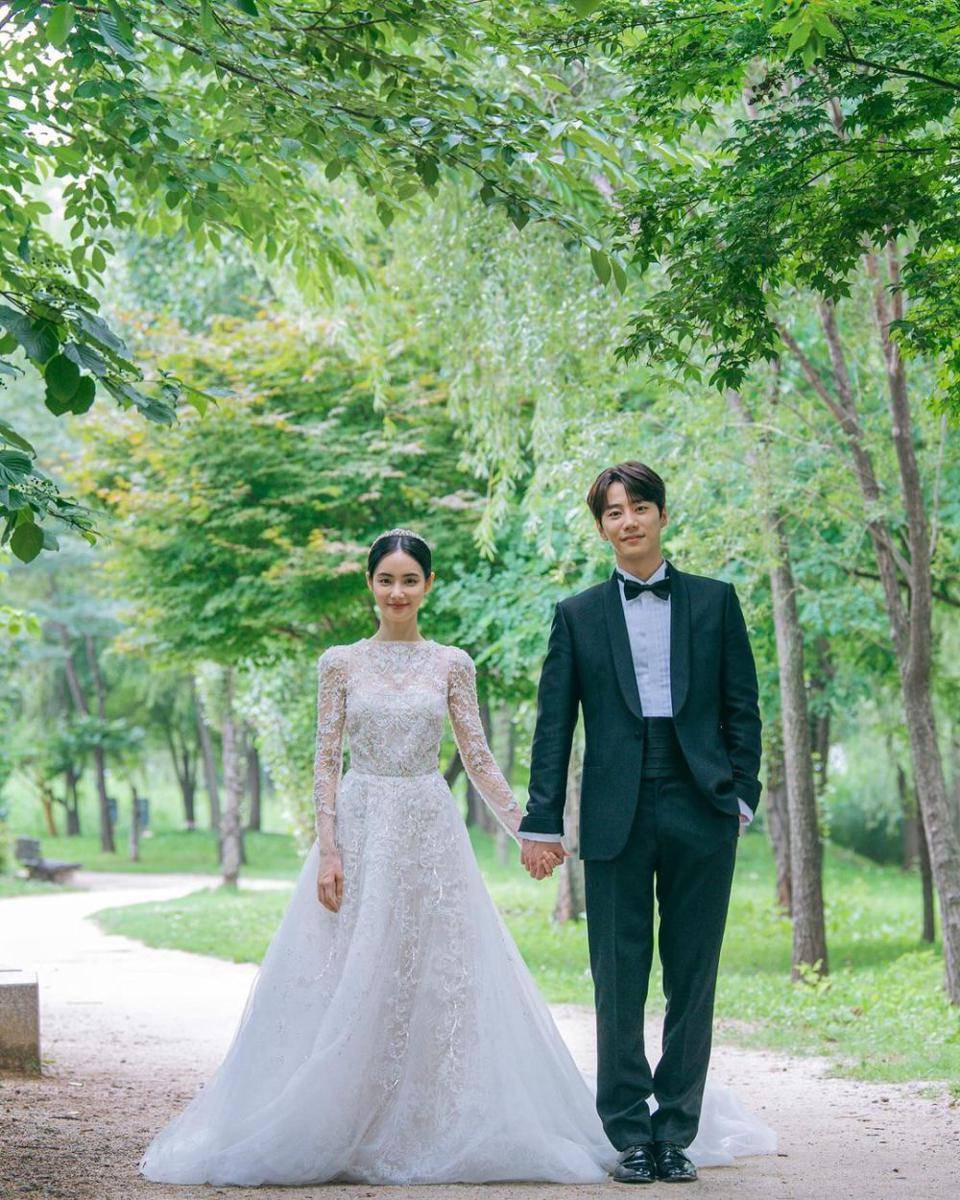 potret prewedding Lee Jun Young dan Hong Suzu di Impossible Heir (instagram.com//kim.j.jung)