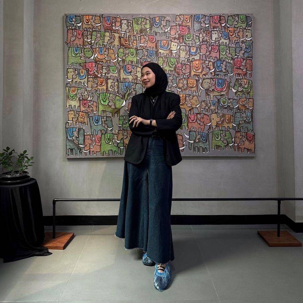 inspirasi OOTD ala Fitri Hasiani (instagram.com_kakpit)