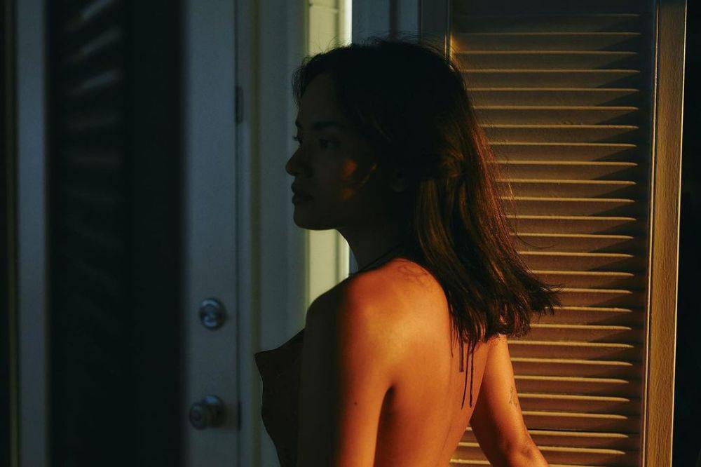 5 Fakta Film Pendek Home, Comeback Arawinda Kirana
