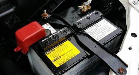 5 Cara Pasang Aki Mobil Tanpa Ribet!