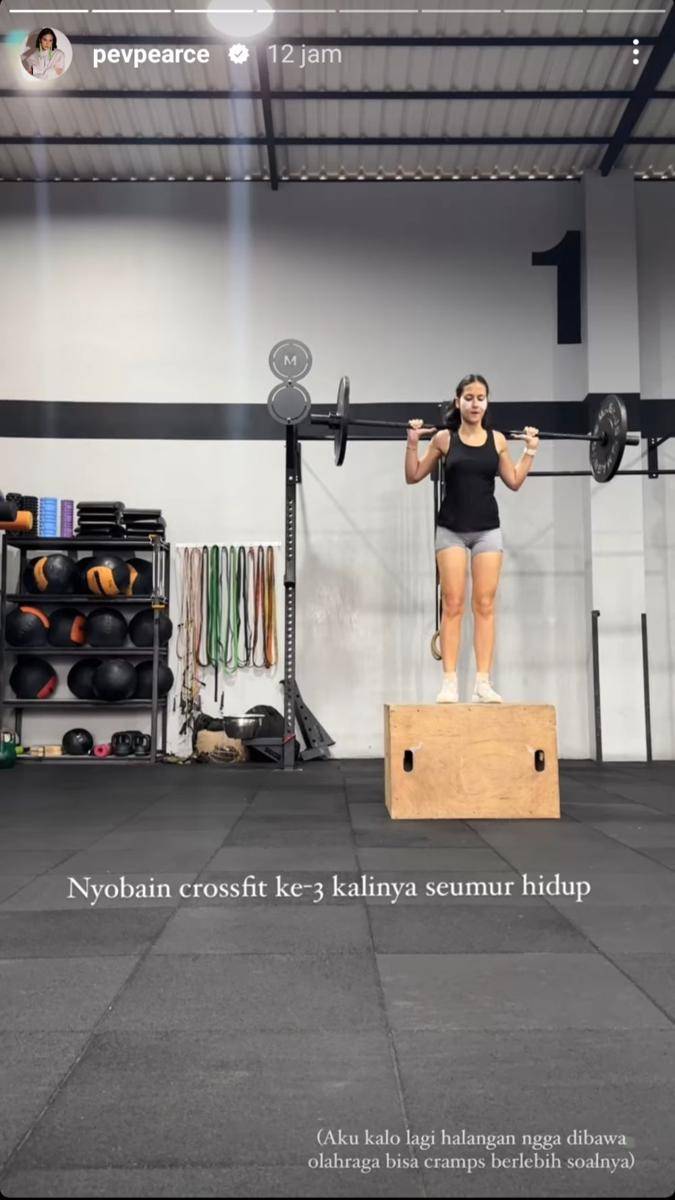 potret Pevita Pearce saat workout (instagram.com/pevpearce)