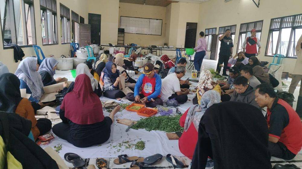 20 Ribu Nasi Bungkus Digelontorkan untuk Korban Banjir Semarang