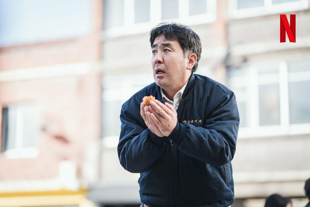 7 Fakta Peran Ryu Seung Ryong di Chicken Nugget, Bapak-bapak Kocak!