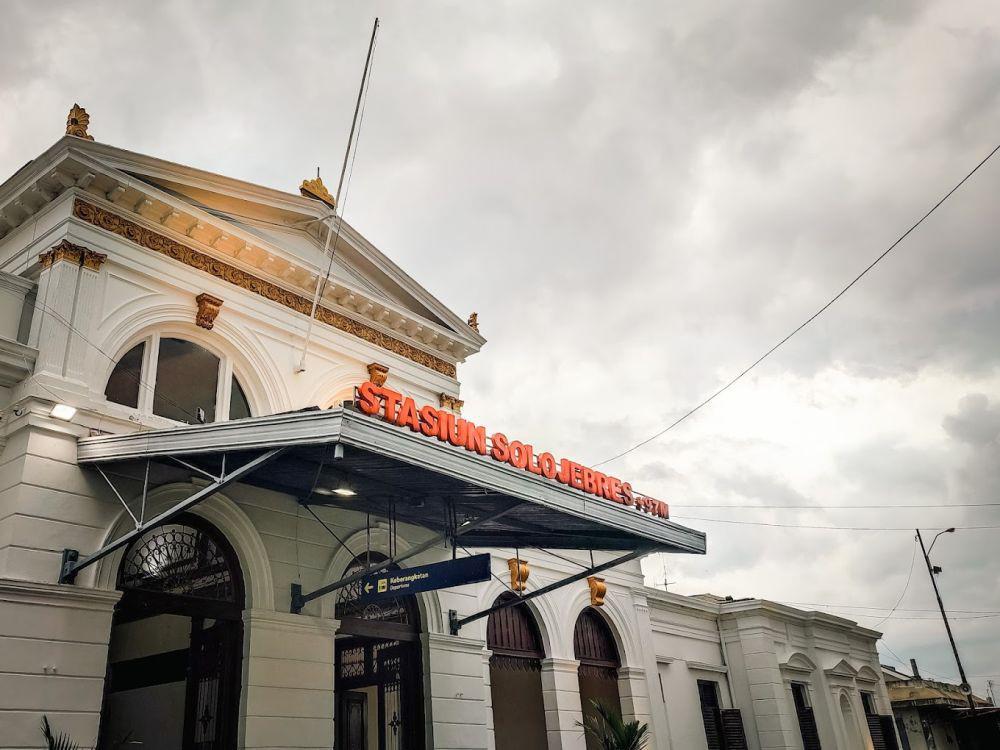 4 Stasiun Kereta Api di Solo, Wisatawan Wajib Tahu!