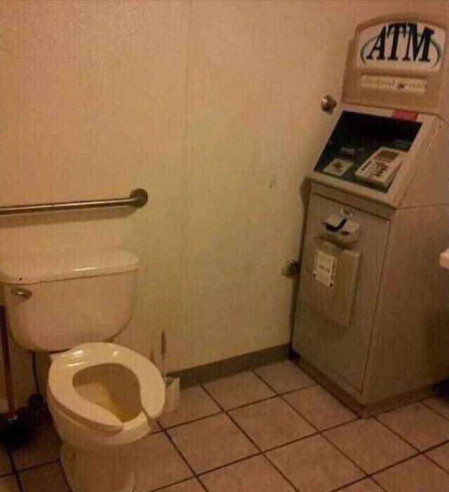 potret hal aneh dan membingungkan terjadi di ATM (reddit.com/user/WolfOfWinter07)