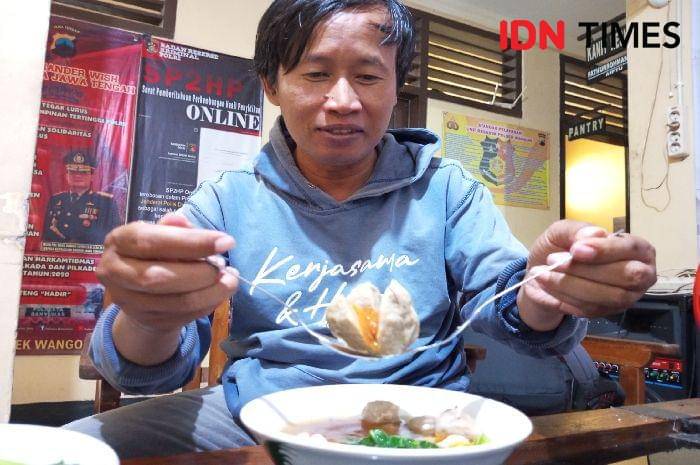 Perlunya mengatur pola makan yang baik selama menjalankan ibadah puasa.(IDN Times/Cokie Sutrisno)