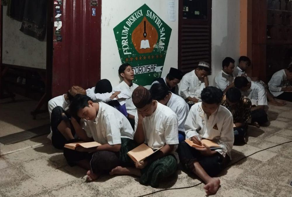 Melihat Tradisi Tebuireng Mengkaji Kitab Klasik Karya Hasyim Asy'ari