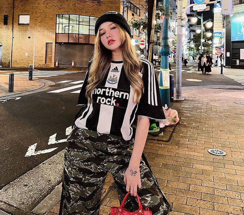 potret Samantha Melanie Coates (instagram.com/sammy_3008)