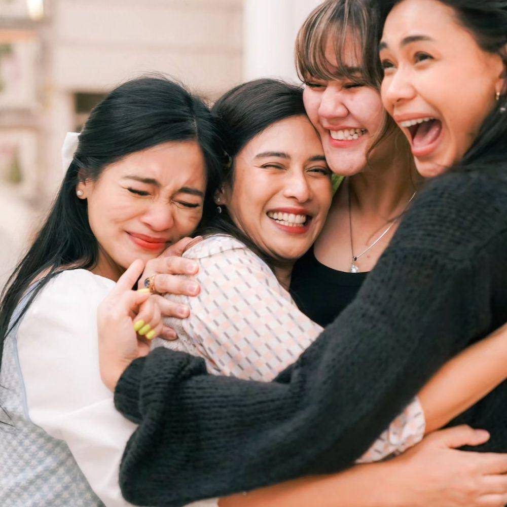 potret ultah Dian Sastrowardoyo ke-42 (instagram.com/therealdisastr)