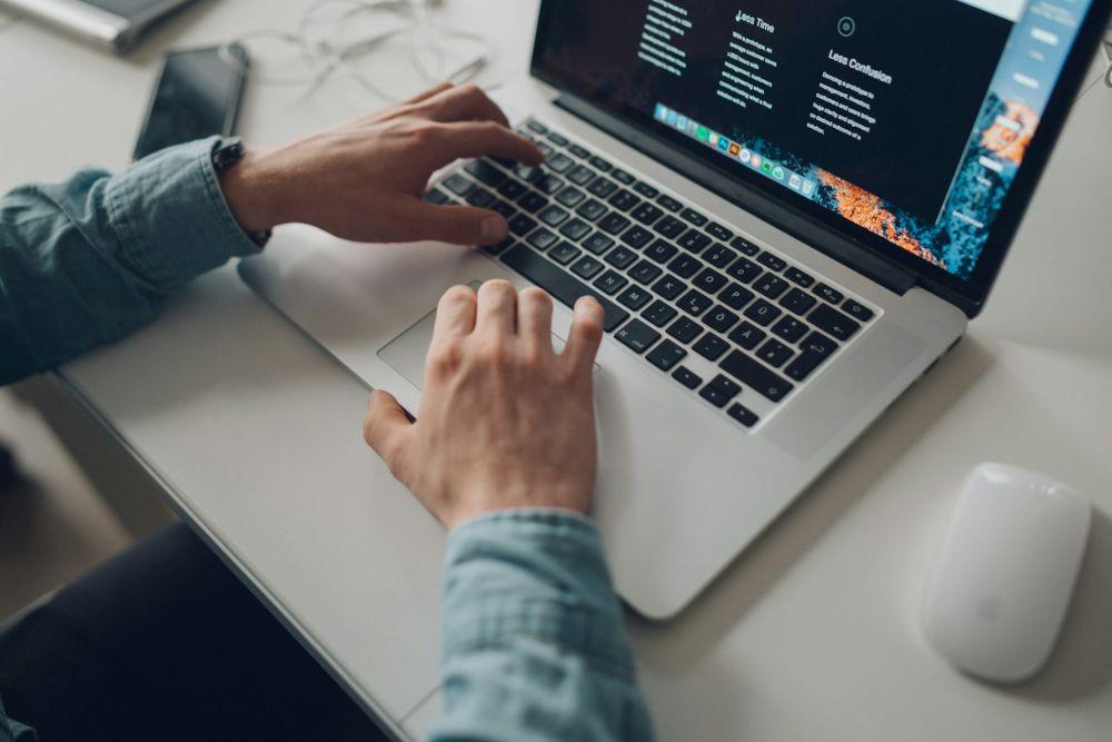 15 Website Gratis untuk Bikin CV Online, Dilirik HR!